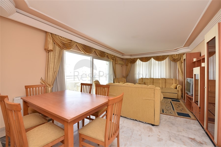 اطلالة بحر - مطبخ منفصل - شقة 2 غرفة وصالة في مهوتلار / الانيا 