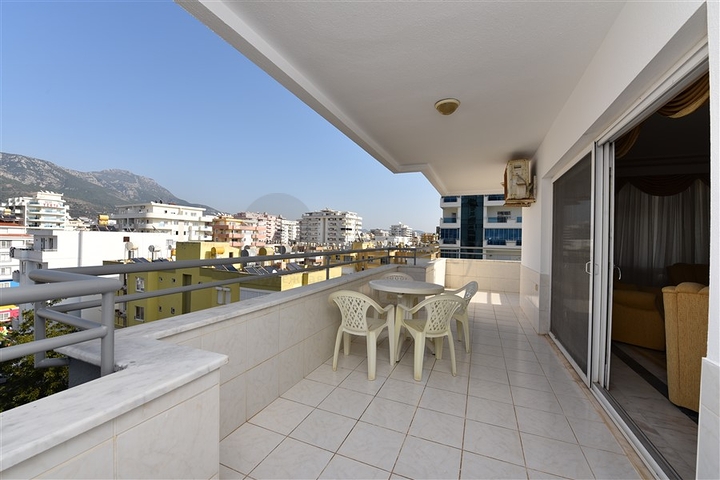 اطلالة بحر - مطبخ منفصل - شقة 2 غرفة وصالة في مهوتلار / الانيا 