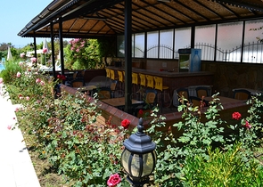 اطلالة بحر - مطبخ منفصل - شقة 2 غرفة وصالة في مهوتلار / الانيا 