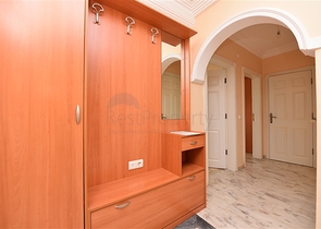 اطلالة بحر - مطبخ منفصل - شقة 2 غرفة وصالة في مهوتلار / الانيا 