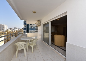 اطلالة بحر - مطبخ منفصل - شقة 2 غرفة وصالة في مهوتلار / الانيا 