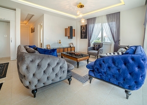 سعر مناسب - اطلالة بحر - شقة غرفة وصالة في منطقة كاستل / الانيا 