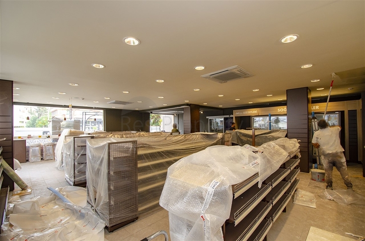 للاستثمار  محطات الوقود للبيع في وسط مدينة أنطاليا