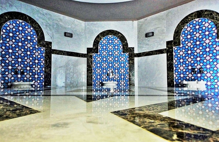 منزل احلامكم - شقة عائلية فاخرة ضمن مجمع 5 نجوم في الانيا 