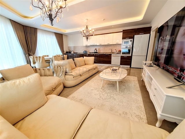 منزل احلامكم - شقة عائلية فاخرة ضمن مجمع 5 نجوم في الانيا 