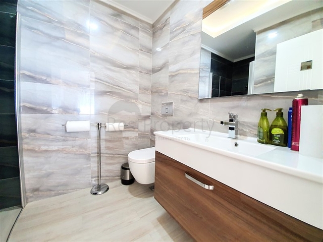 منزل احلامكم - شقة عائلية فاخرة ضمن مجمع 5 نجوم في الانيا 