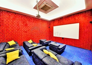 منزل احلامكم - شقة عائلية فاخرة ضمن مجمع 5 نجوم في الانيا 