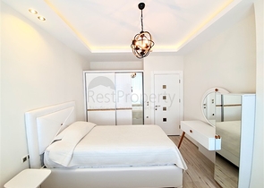 منزل احلامكم - شقة عائلية فاخرة ضمن مجمع 5 نجوم في الانيا 