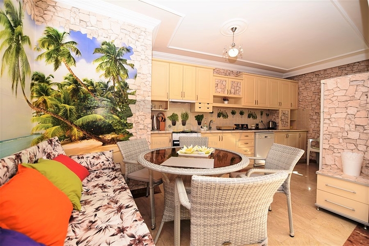 شقة عائلية - غرفتين وصالة - ضمن مجمع سكني في مهموتلار / الانيا 