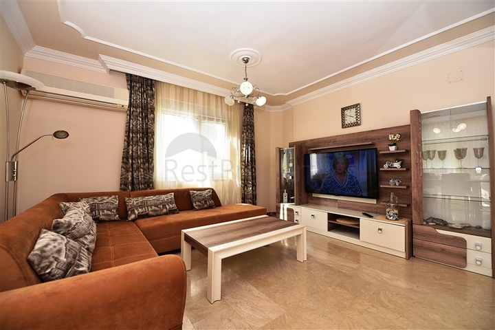 شقة عائلية - غرفتين وصالة - ضمن مجمع سكني في مهموتلار / الانيا 