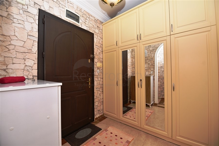 شقة عائلية - غرفتين وصالة - ضمن مجمع سكني في مهموتلار / الانيا 