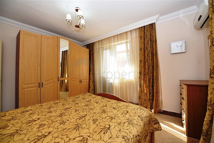 شقة عائلية - غرفتين وصالة - ضمن مجمع سكني في مهموتلار / الانيا 