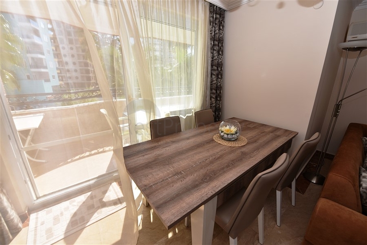 شقة عائلية - غرفتين وصالة - ضمن مجمع سكني في مهموتلار / الانيا 