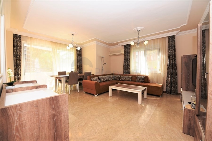 شقة عائلية - غرفتين وصالة - ضمن مجمع سكني في مهموتلار / الانيا 