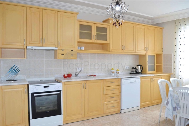 شقة عائلية واسعة - مفروشة - تصميم 2 غرفة وصالة في مهموتلار / الانيا 