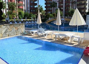 شقة عائلية واسعة - مفروشة - تصميم 2 غرفة وصالة في مهموتلار / الانيا 