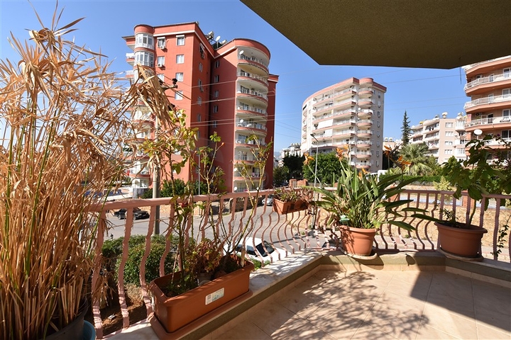 تسحرك من اول نظرة - شقة بتصميم حديث وسعر منافس - في مدينة الانيا الساحرة 