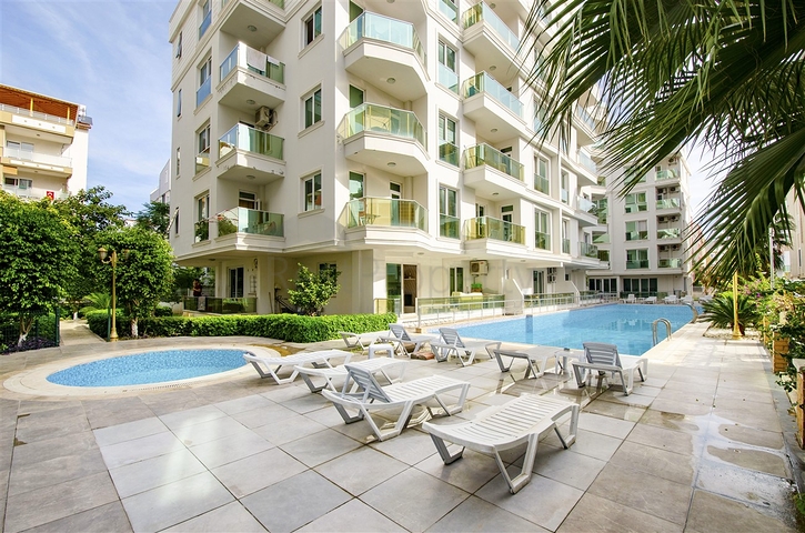 شقة 2 + 1 مع الأثاث في ليمان كونيالتي