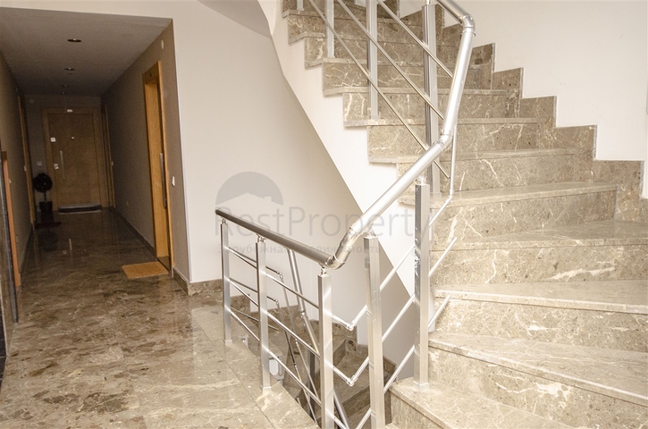 شقة 2 + 1 مع الأثاث في ليمان كونيالتي