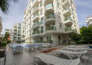 شقة 2 + 1 مع الأثاث في ليمان كونيالتي