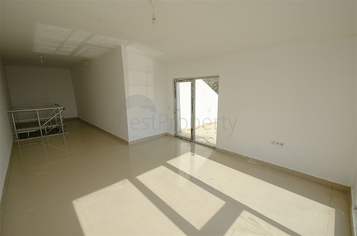 بيع مركز أعمال في منطقة لارا أنطاليا