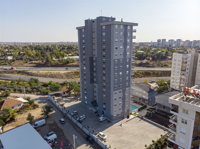 شقق 2 + 1 ، 3 + 1 ، 4 + 1 في مجمع في كونيالتي أنطاليا