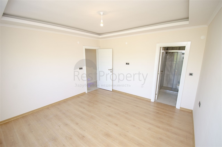 شقق 2 + 1 ، 3 + 1 ، 4 + 1 في مجمع في كونيالتي أنطاليا