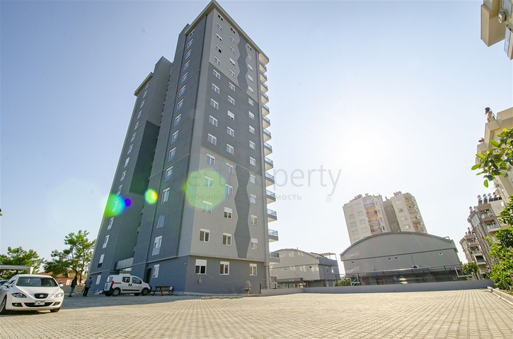 شقق 2 + 1 ، 3 + 1 ، 4 + 1 في مجمع في كونيالتي أنطاليا