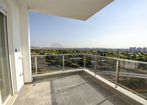 شقق 2 + 1 ، 3 + 1 ، 4 + 1 في مجمع في كونيالتي أنطاليا