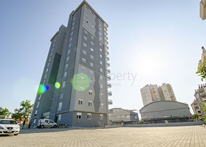 شقق 2 + 1 ، 3 + 1 ، 4 + 1 في مجمع في كونيالتي أنطاليا