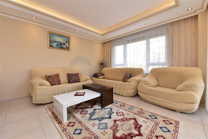 50 متر الى البحر - شقة 2 غرفة وصالة - مفروشة - في مهموتلار / الانيا 