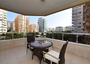 50 متر الى البحر - شقة 2 غرفة وصالة - مفروشة - في مهموتلار / الانيا 