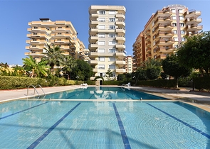 50 متر الى البحر - شقة 2 غرفة وصالة - مفروشة - في مهموتلار / الانيا 