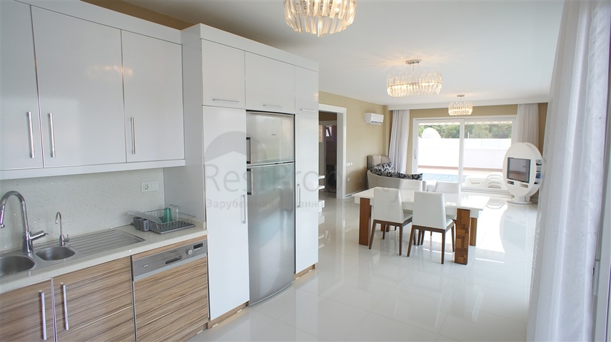 اطلالة بحر - فيلا فاخرة - 3 غرف نوم وصالة - كارجي جاك / الانيا 