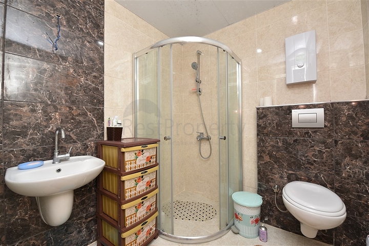 شقة مفروشة - 1 غرفة نوم وصالة - ضمن مجمع سكني يضم كافة الخدمات - مهموتلار / الانيا 