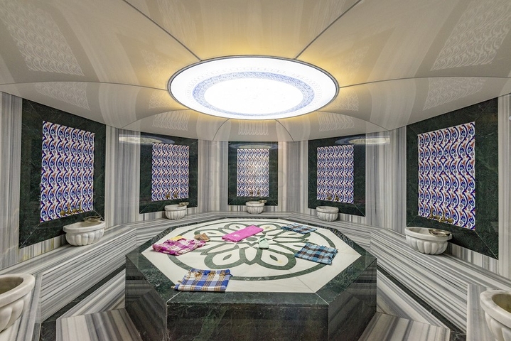 شقة مفروشة - 1 غرفة نوم وصالة - ضمن مجمع سكني يضم كافة الخدمات - مهموتلار / الانيا 