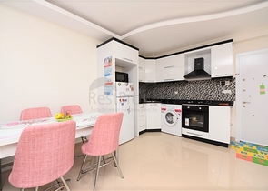 شقة مفروشة - 1 غرفة نوم وصالة - ضمن مجمع سكني يضم كافة الخدمات - مهموتلار / الانيا 