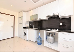 شقة بتصميم استديو - مفروشة -ضمن مجمع سكني حديث في افسلار / الانيا 