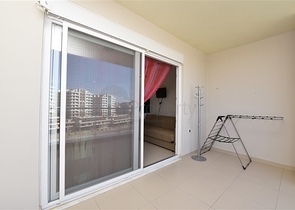 شقة بتصميم استديو - مفروشة -ضمن مجمع سكني حديث في افسلار / الانيا 