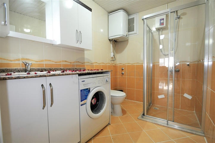 سعر مناسب - شقة مفروشة - 2 غرفة وصالة - في منطقة اوبا / الانيا 