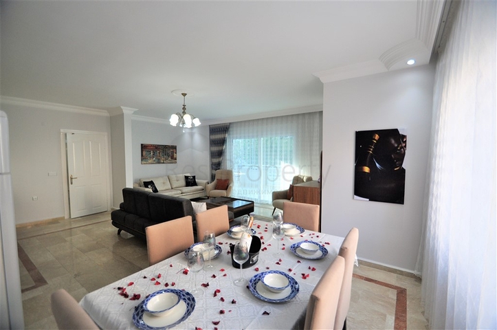 سعر مناسب - شقة مفروشة - 2 غرفة وصالة - في منطقة اوبا / الانيا 