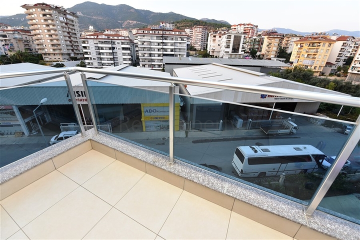 شقة عائلية - 3 غرف وصالة - مفروشة - ضمن منطقة جيكجلي الراقية في الانيا 