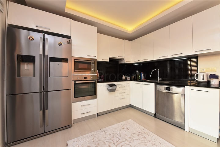 شقة عائلية - 3 غرف وصالة - مفروشة - ضمن منطقة جيكجلي الراقية في الانيا 