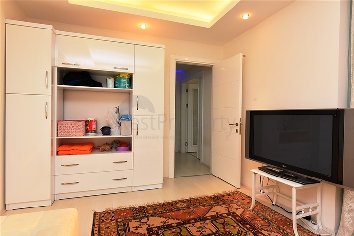 شقة عائلية - 3 غرف وصالة - مفروشة - ضمن منطقة جيكجلي الراقية في الانيا 