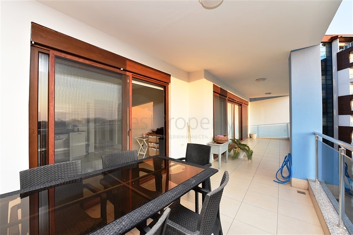 شقة عائلية - 3 غرف وصالة - مفروشة - ضمن منطقة جيكجلي الراقية في الانيا 