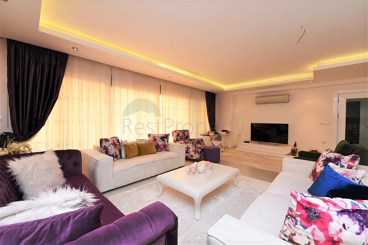 شقة عائلية - 3 غرف وصالة - مفروشة - ضمن منطقة جيكجلي الراقية في الانيا 