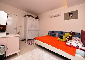 شقة عائلية - 3 غرف وصالة - مفروشة - ضمن منطقة جيكجلي الراقية في الانيا 