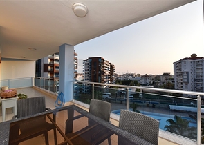 شقة عائلية - 3 غرف وصالة - مفروشة - ضمن منطقة جيكجلي الراقية في الانيا 