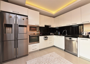 شقة عائلية - 3 غرف وصالة - مفروشة - ضمن منطقة جيكجلي الراقية في الانيا 