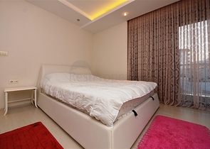 شقة عائلية - 3 غرف وصالة - مفروشة - ضمن منطقة جيكجلي الراقية في الانيا 